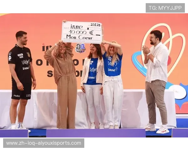 德甲球队花式表演赛和公益活动盘点